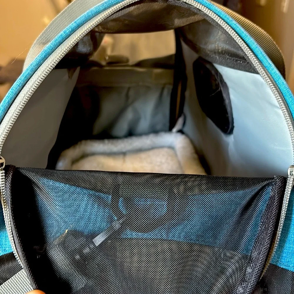 Comfort Carrier For Cats